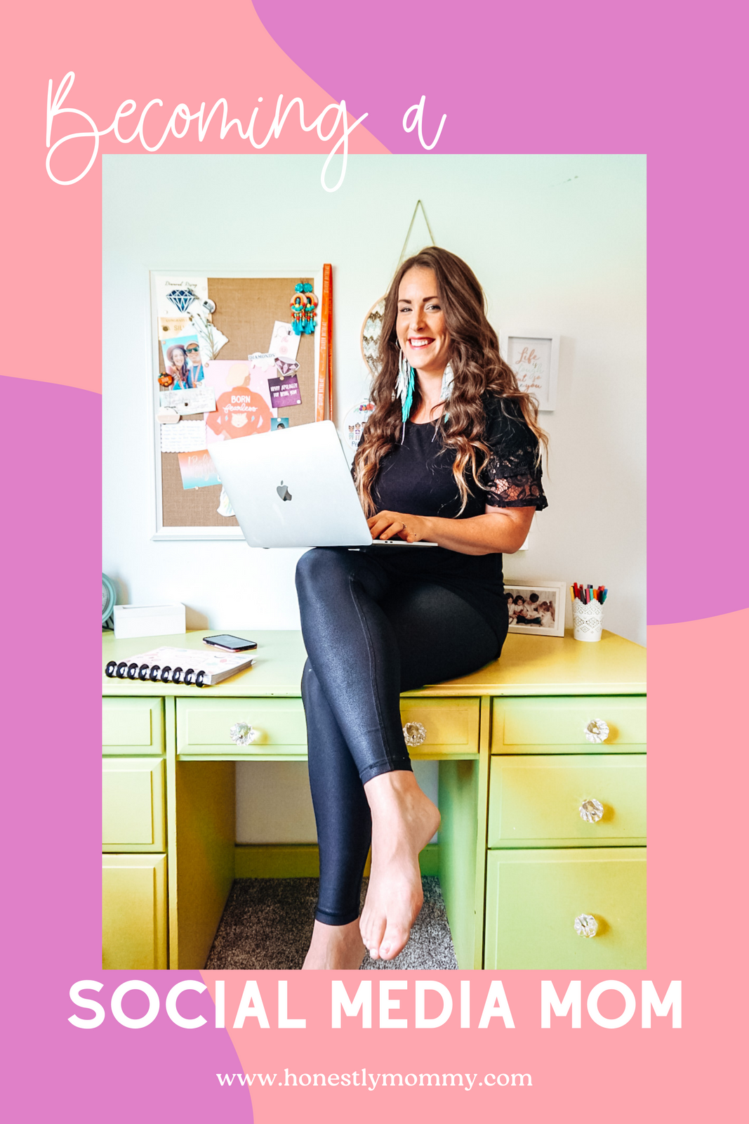 Becoming A 'Social Media Mom'